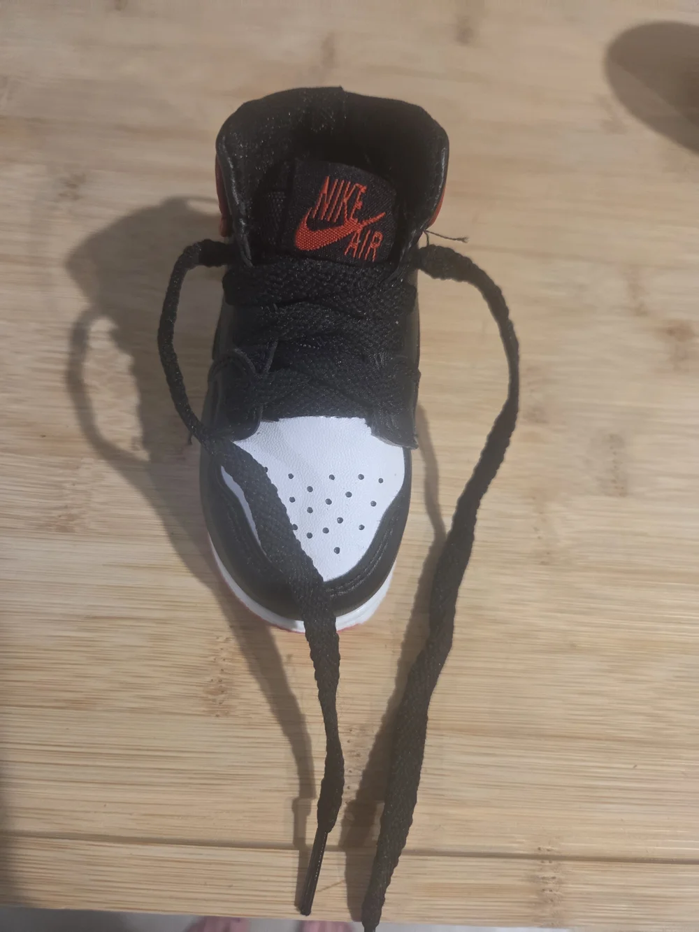 New Nike (Jordan) Power Bank. Real Leather Shoe 8000 Mah